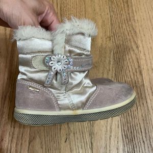 Boots size 25/8 us Gore-Tex warm, water resistant boots Italian brand Primigi